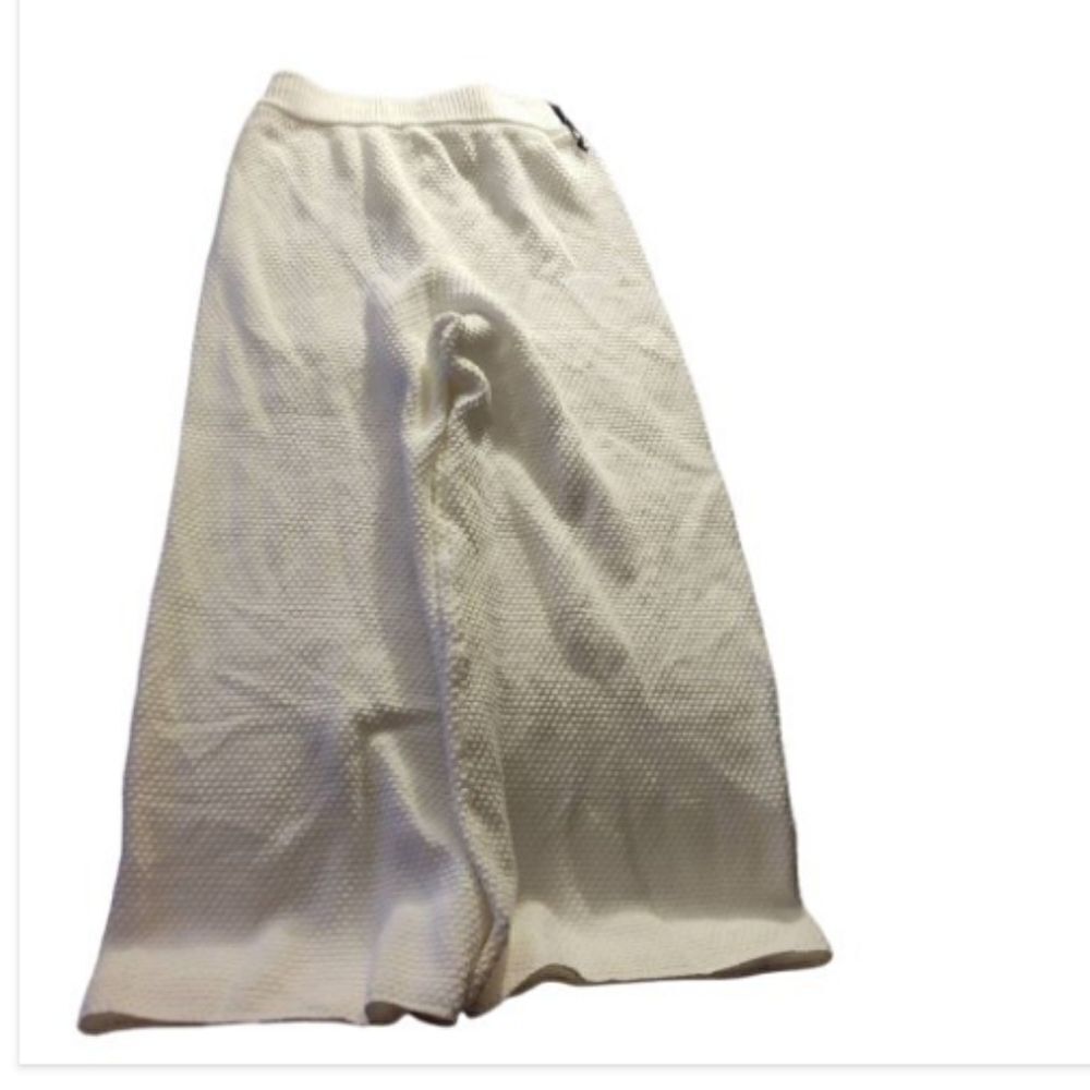 Sincerely Jules cream wide leg knit pants(small faint mark back right leg (219)